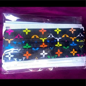 Fashion Disposable Mask. 🌺